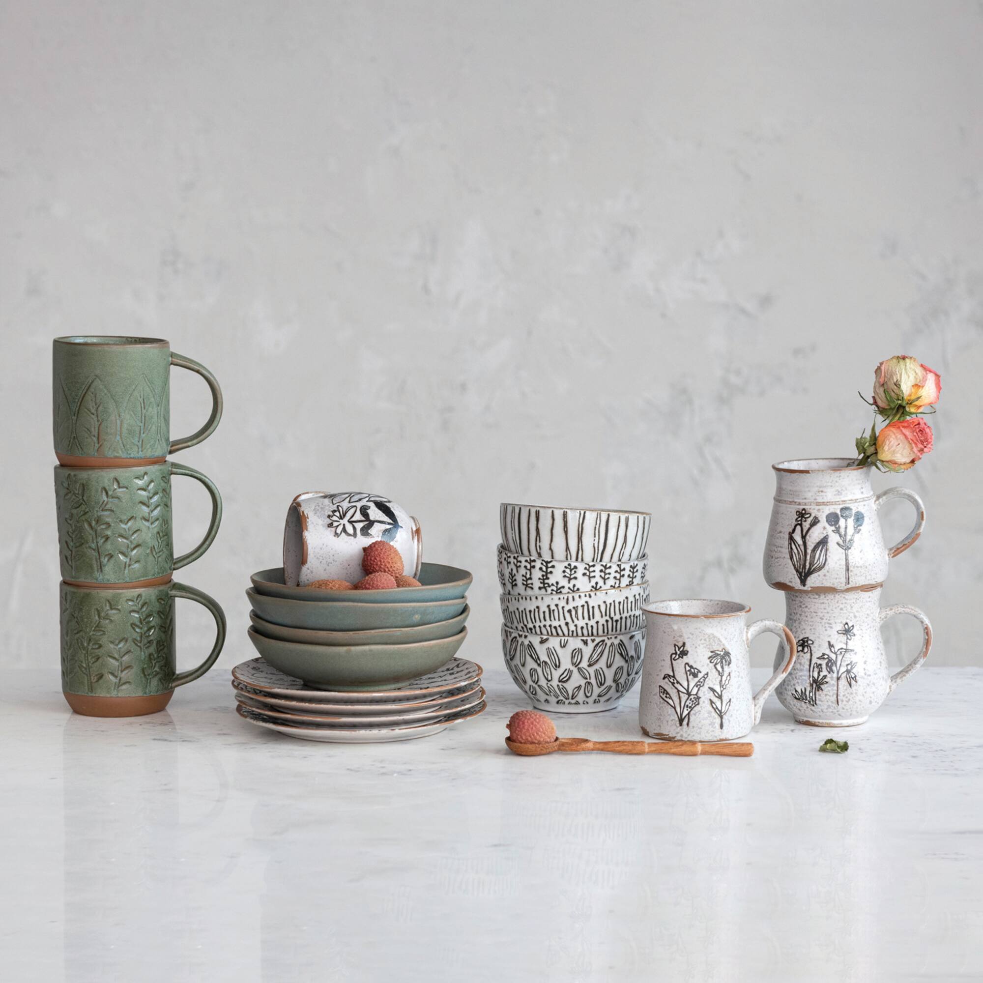 Hello Honey® Cream Floral Reactive Glaze Stoneware Mug Set